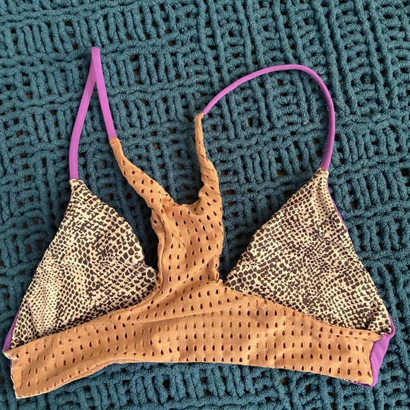 Acacia swimwear jaws top - Picture 2 of 3